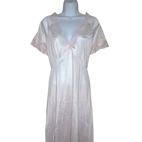 Vintage Light Pink Nylon Nightgown: Lace Trim, Tie Back (Size L) - Picture 11 of 13